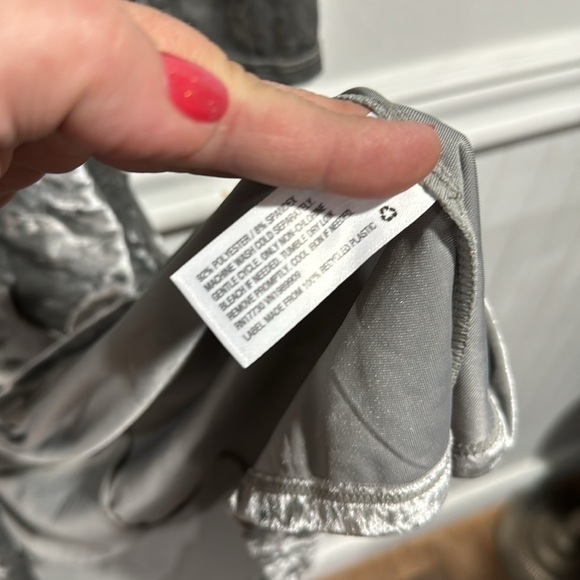 Future Collective dress gray silver cinched velvet‎ open back front slit medium - Picture 4 of 6